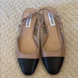 Steve Madden Women's Tan and Black Slingback Flats
